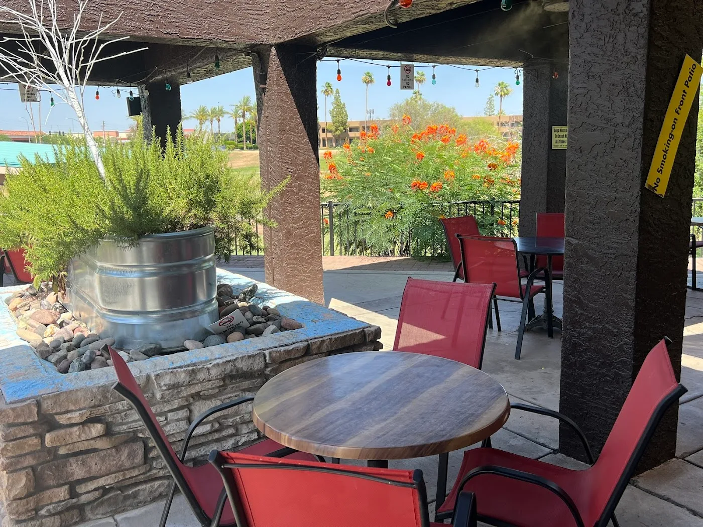 Duke's Sports Bar and Grill